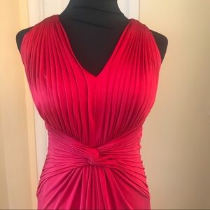 🔥PRE HOLIDAY SALE 🔥 Tadashi Red Formal Gown